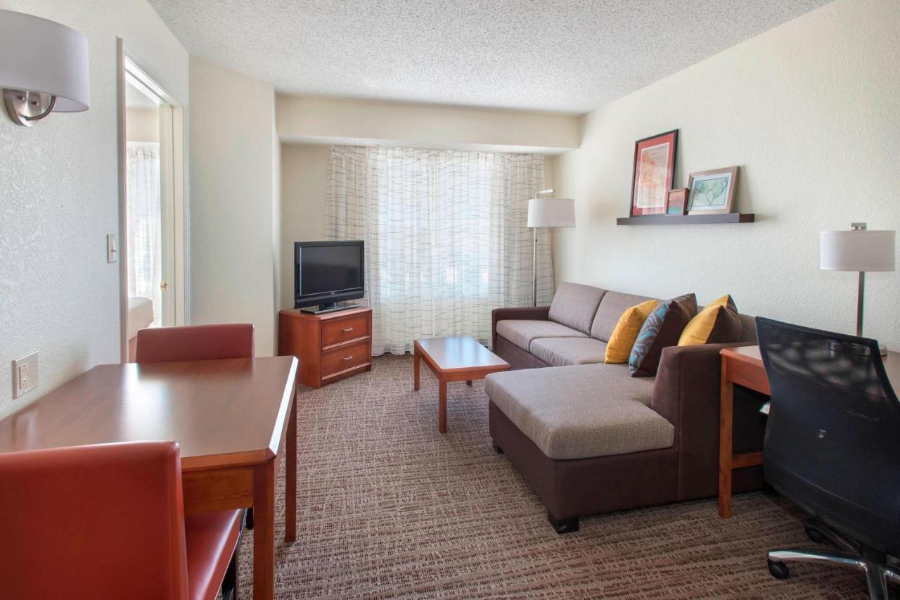Residence Inn Long Island Hauppauge/Islandia Esterno foto